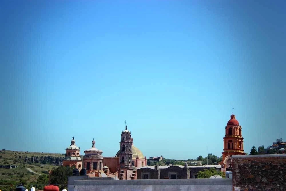 Hotel Allende