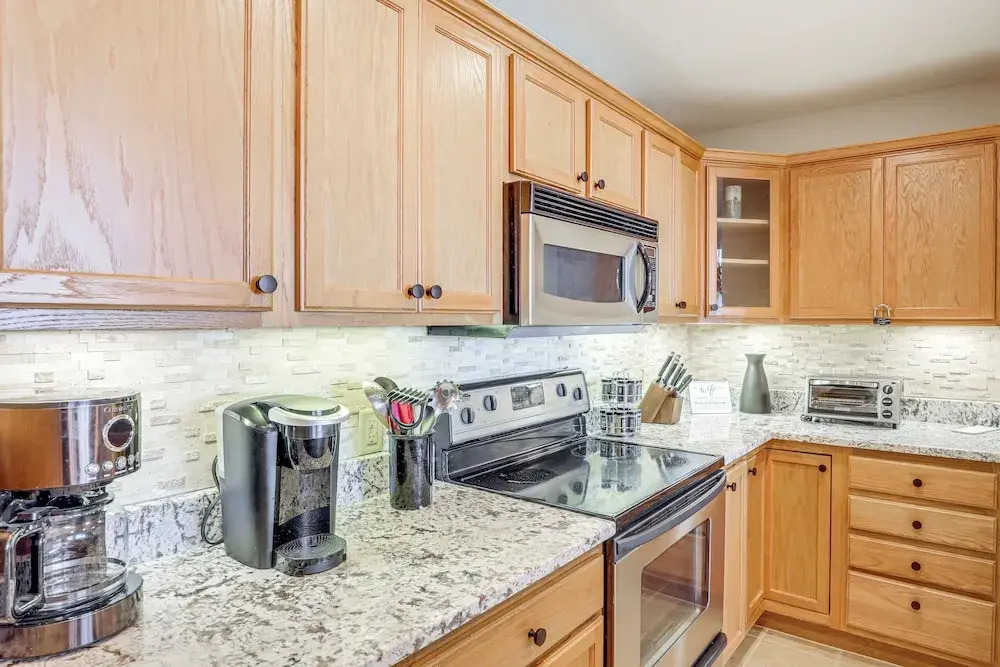 Family Fun in Sugar Mtn! Mountaintop Gem w/ Views