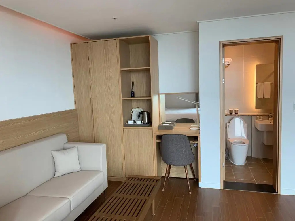 Lemain Hotel