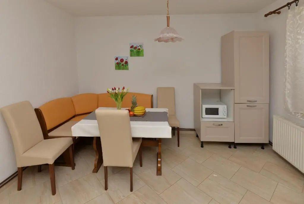 Ivana Apartments