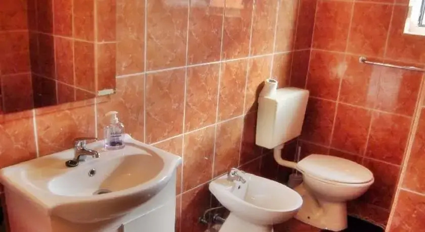 Apartments Avdi 315