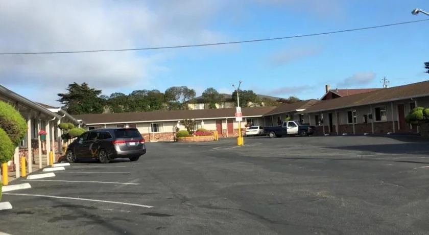 Old Marina Inn