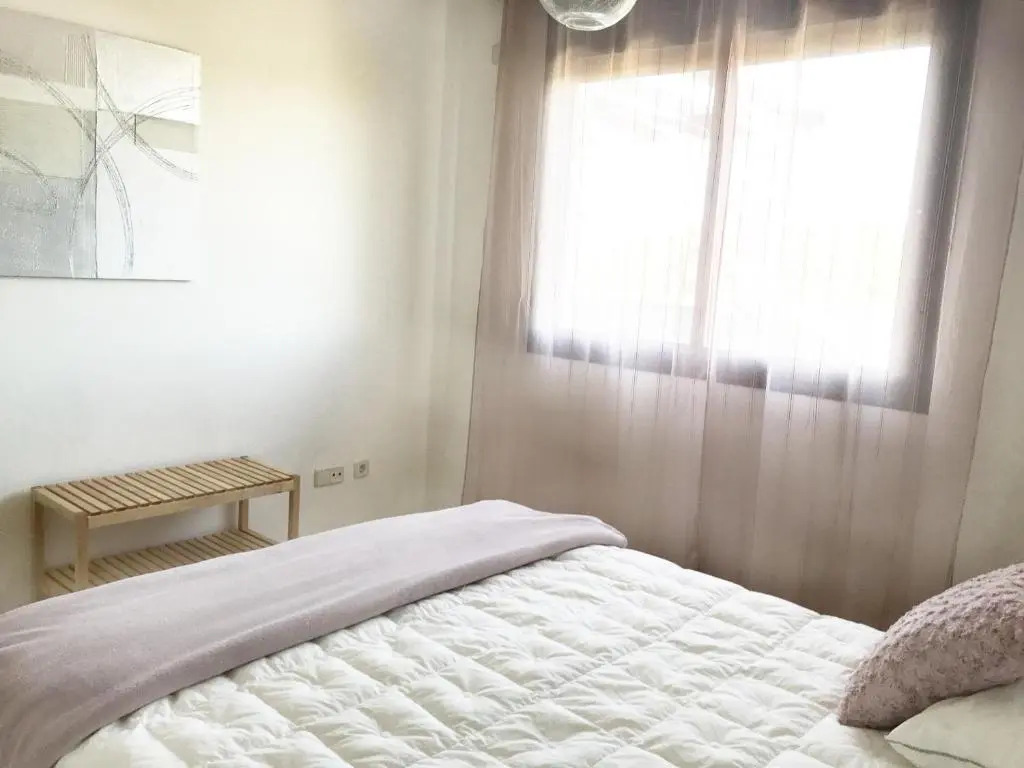 2279-Lovely 2 bedrooms with terrace with views
