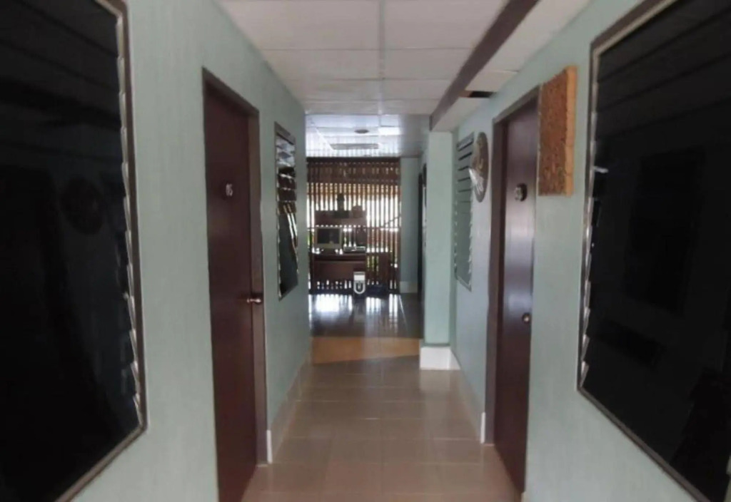 Khao Lak Highway Inn