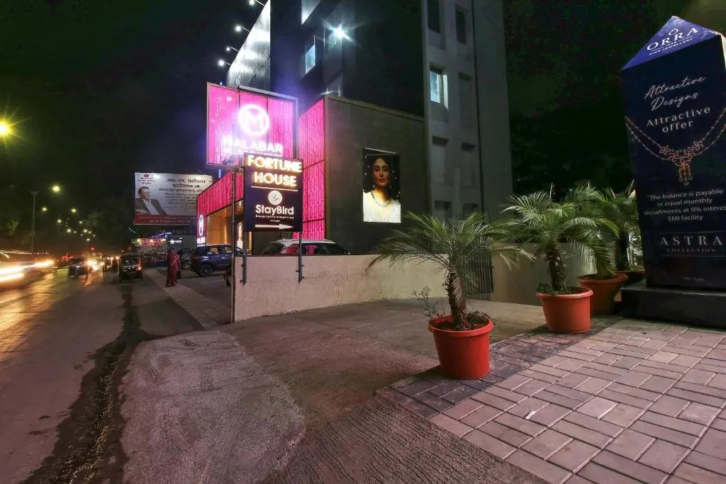 Magnus Fortune House Business Hotel , Magarpatta Pune