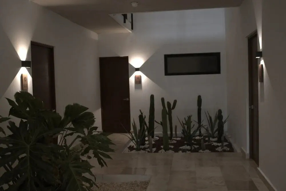 B10 Distinctive Hotel
