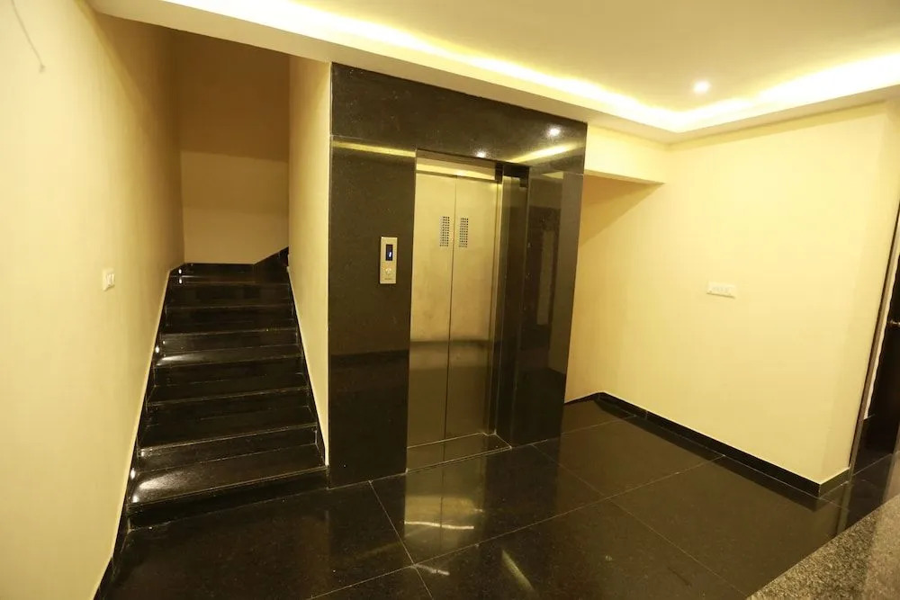 Hotel Anchal Villa By YB Hotel