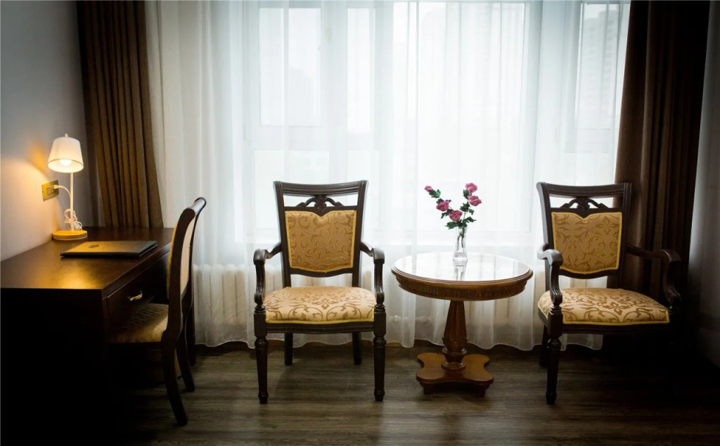 Harbin Eaself Hotel