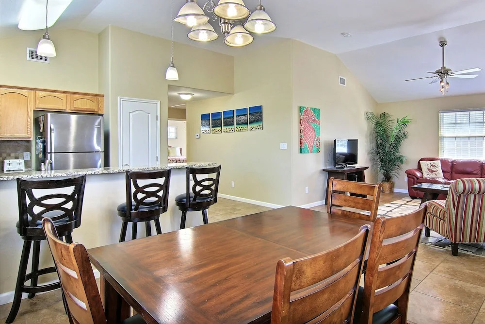 Pop-A-Top - 3 Br home