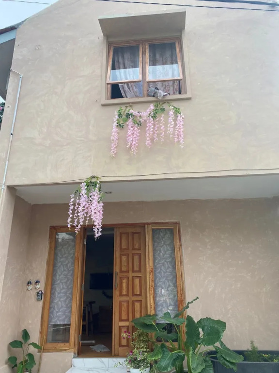 Amazing 3 Bedroom Villa With Swimming Pool Close to the Beach