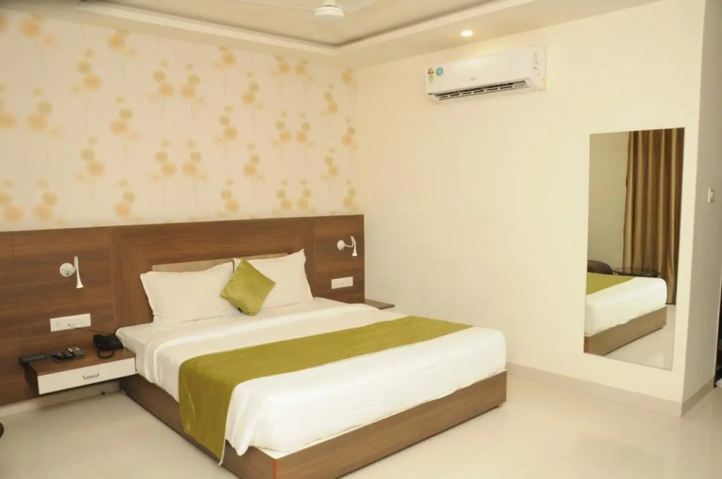 Daksh The Madhuvan Suites Dwarka