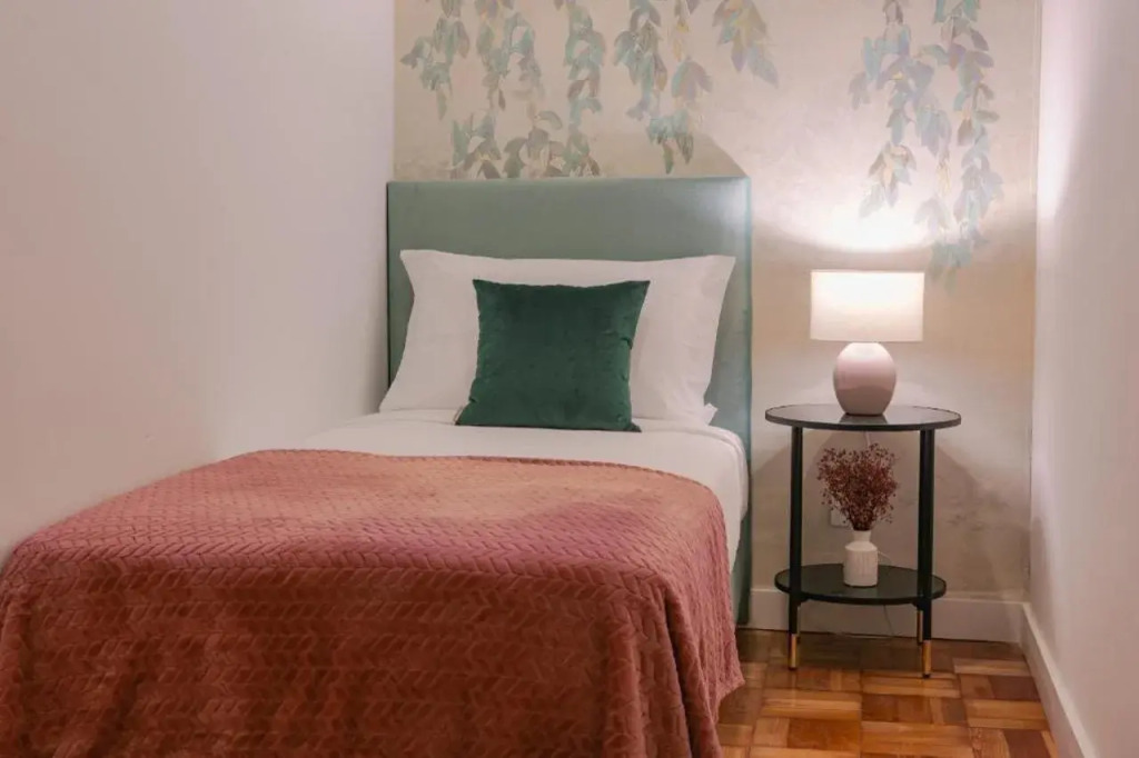 Succeed Campo Pequeno Guest House