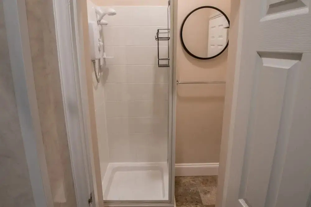 Toothbrush Apartments - 2 Bed House