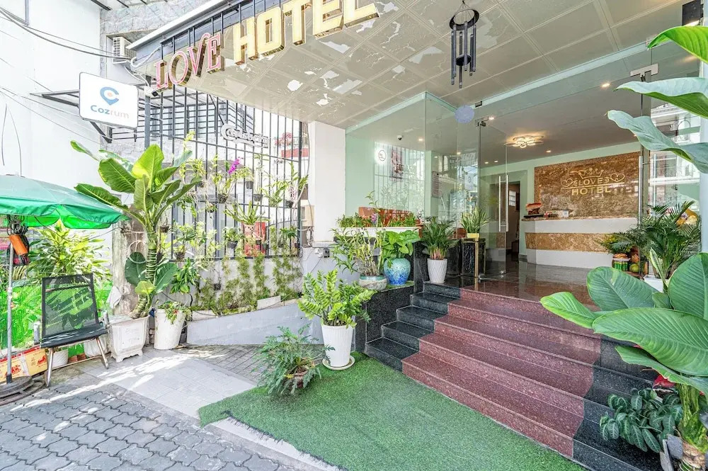 Cozrum - Love Hotel Trần Thị Nghỉ