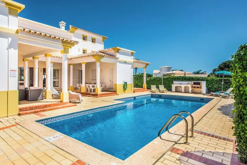 Villa Candeias