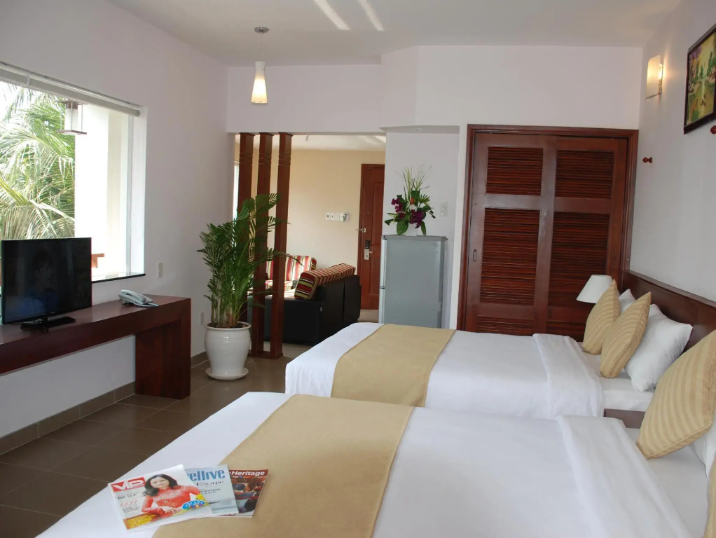 Canary Beach Resort