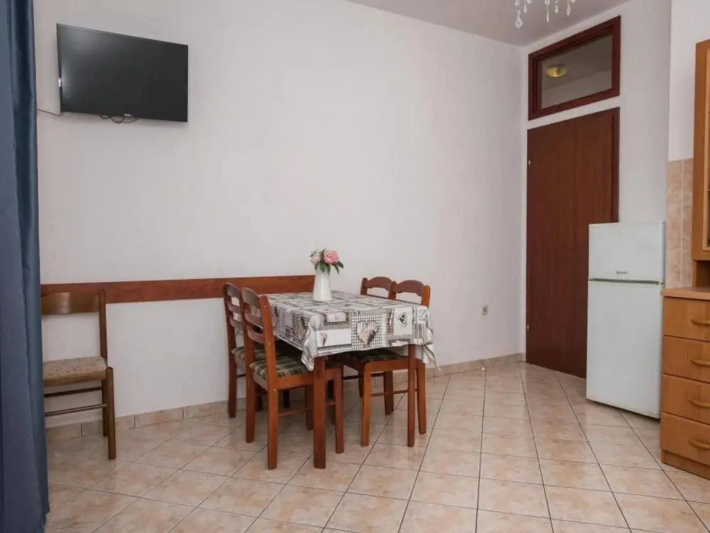 Apartment in Brodarica by the Beach