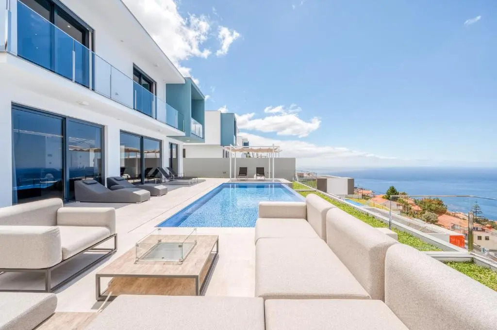 Villa Boa Nova Verde by LovelyStay