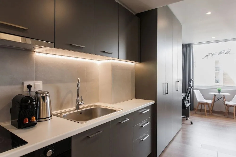 Wyz Attiki Aparthotel