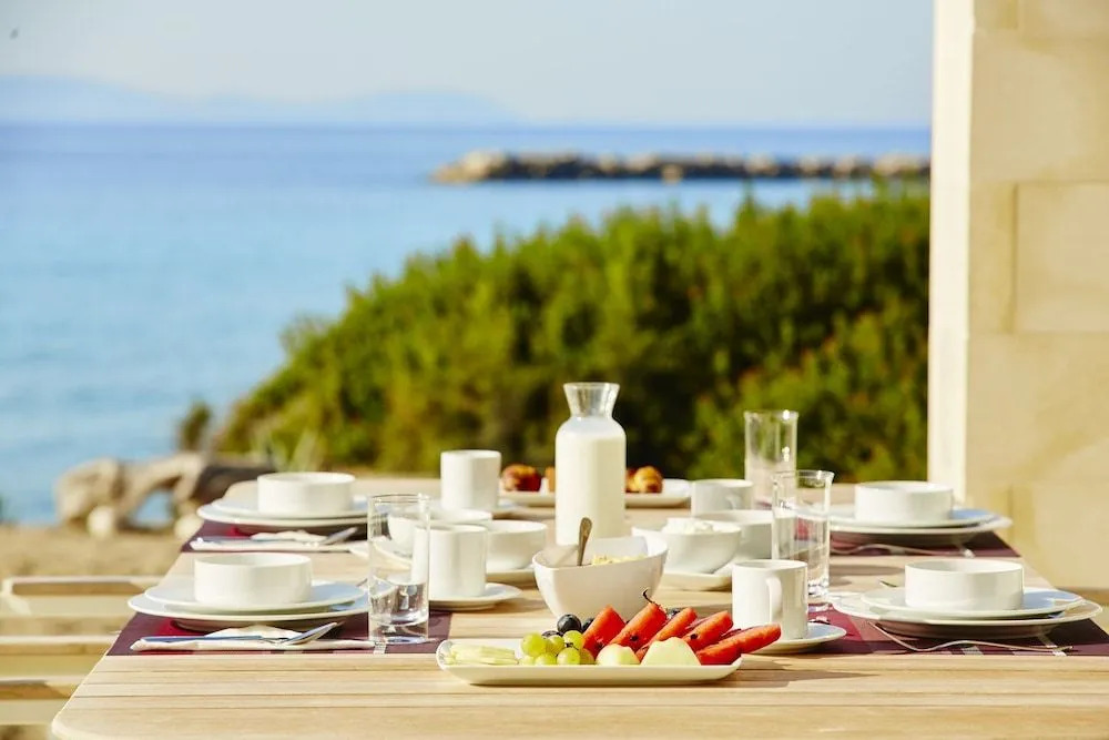 Acantha Boutique Hotel