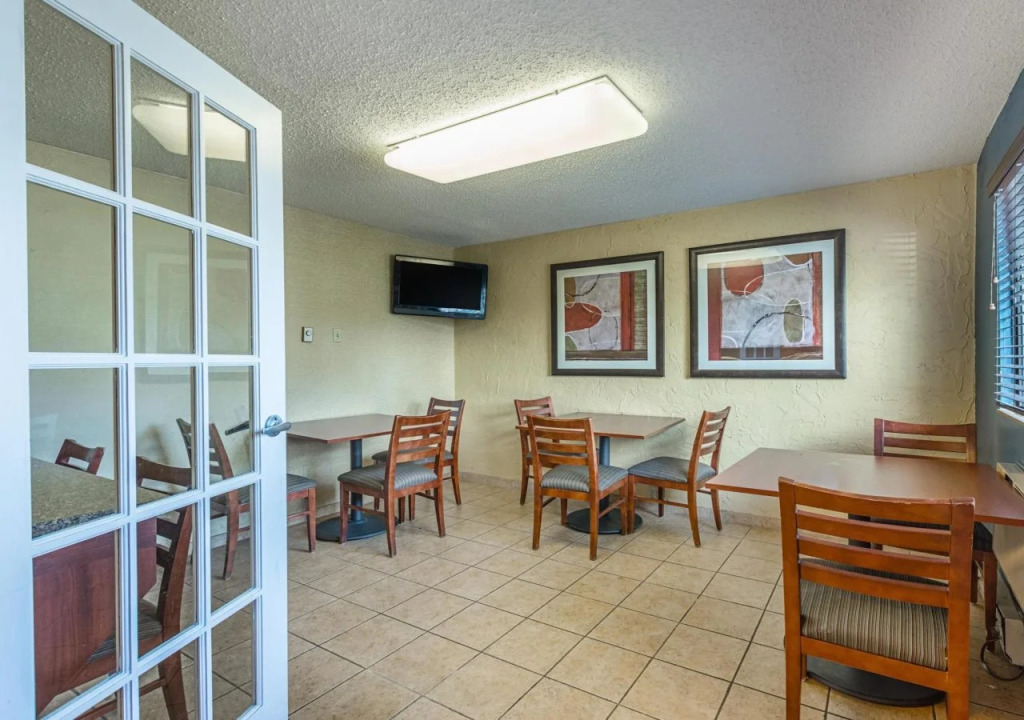 Rodeway Inn