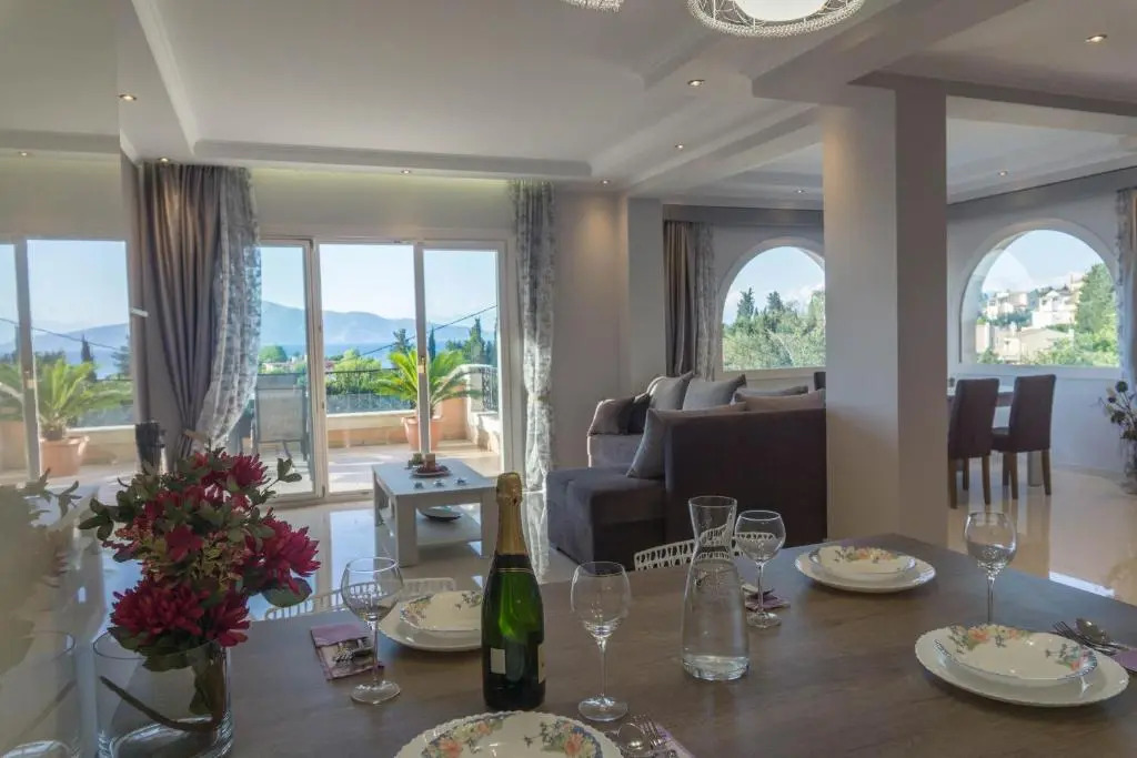 Sunshine Home 3 with Sea View