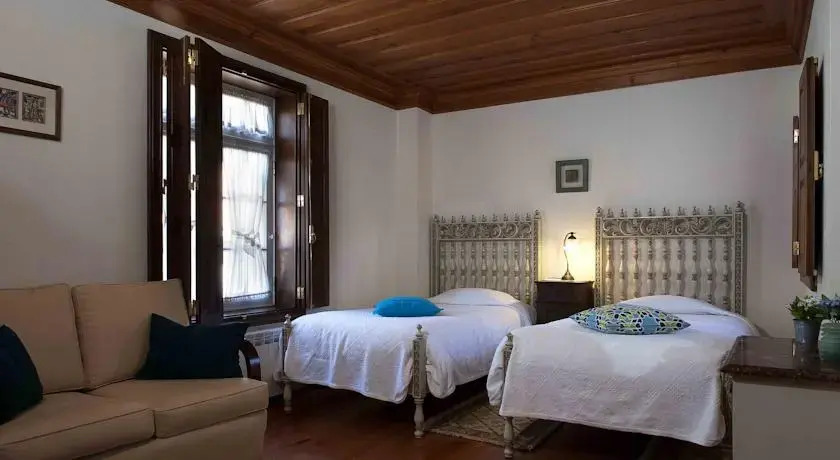Casa de S. Faustino de Fridão