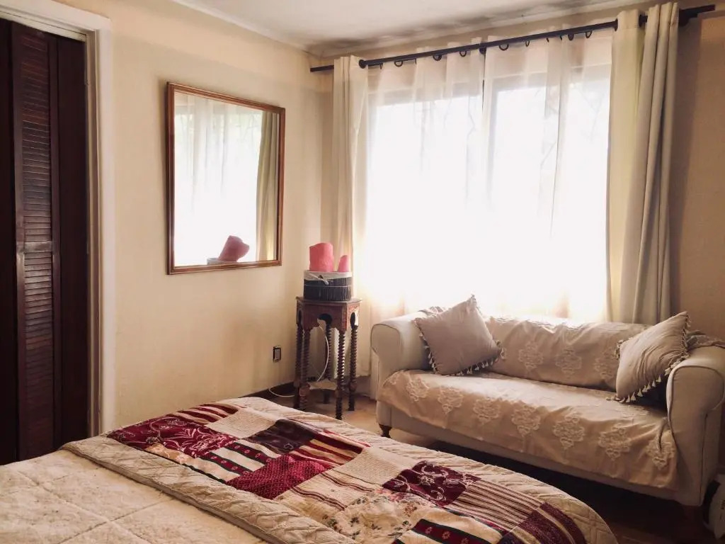 JI Home Boutique