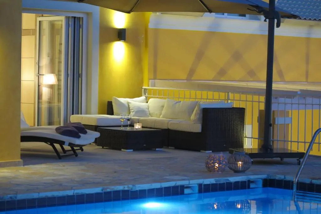 ARILLAS HILLSIDE VILLA 3 - Provence