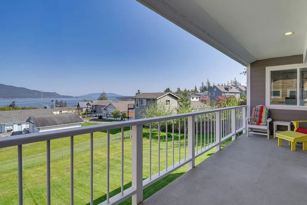 Anacortes Home w/ Views of Puget Sound
