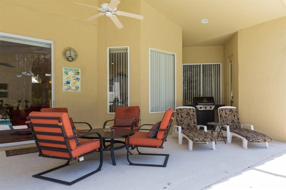Beautiful 4 bed Pool Property With no Rear Neighbours and Conservation View and own spa - 390