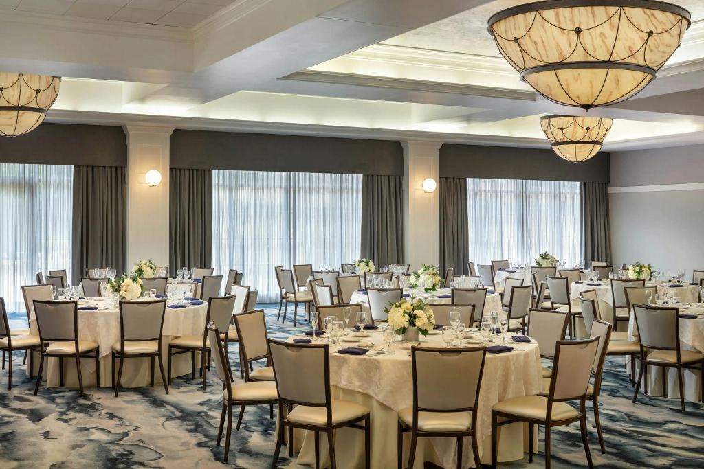 Four Points by Sheraton Norwood Conference Center