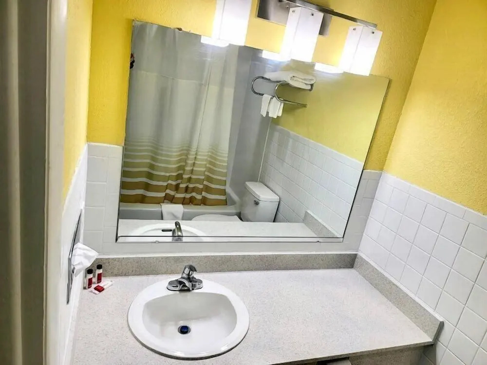 Travelodge by Wyndham Carlisle North
