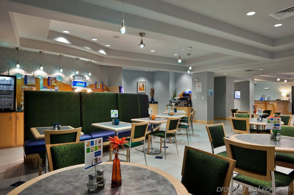 Holiday Inn Express Hotel & Suites Austin NE-Hutto by IHG