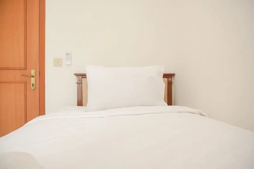 Homey And Cozy Stay 2Br Puri Casablanca Apartment