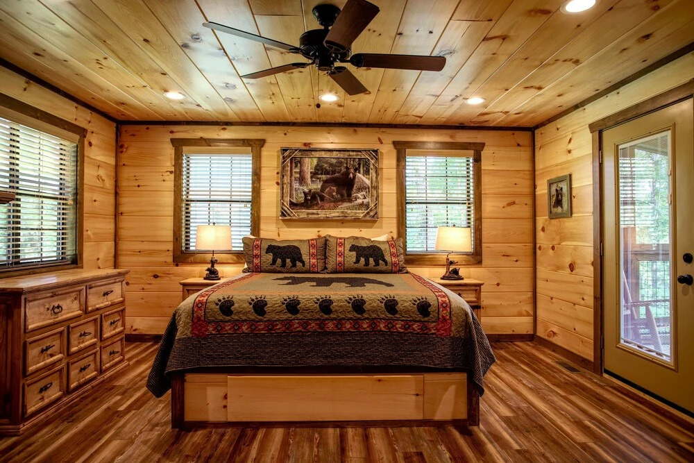 Scenic Solitude 2 Bedroom Home by Redawning