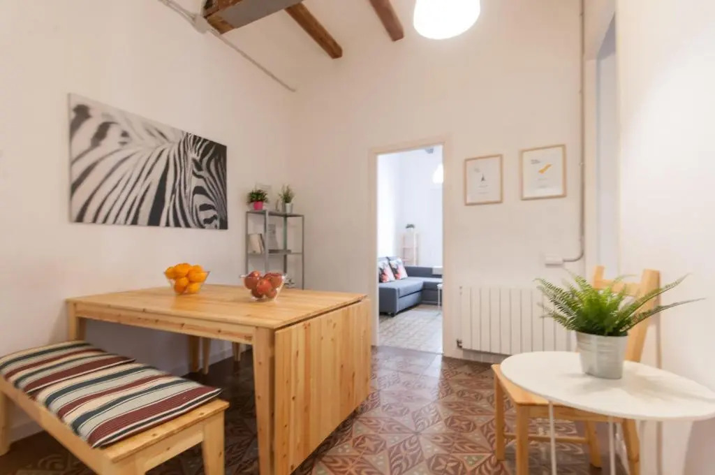 Comfortable Cozy Apartment for Groups in Gracia