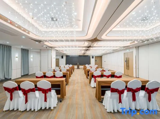 MEHOOD LESTIE Hotel (Yancheng North Station Aegean Shopping Park)