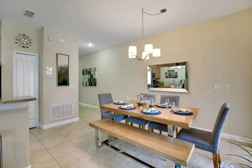 Paradise Palms - 2929 Buccaneer Palm Road