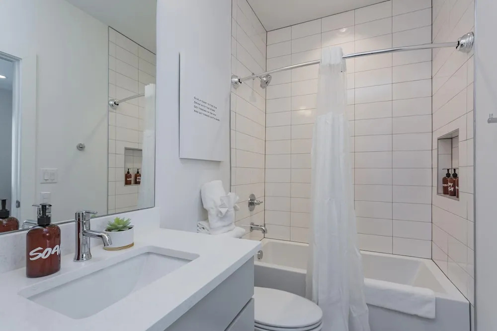 Ech1-2 Two Huge Homes Downtown Views & Tons of Outdoor Space! Sleeps 24!
