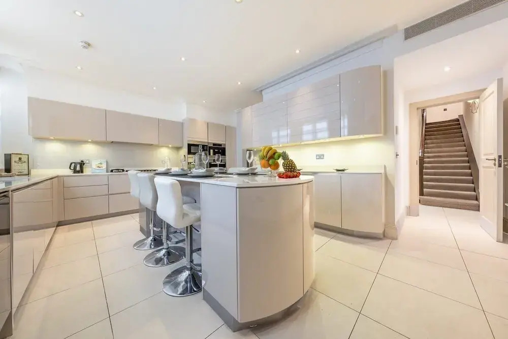 Mayfair Mansions