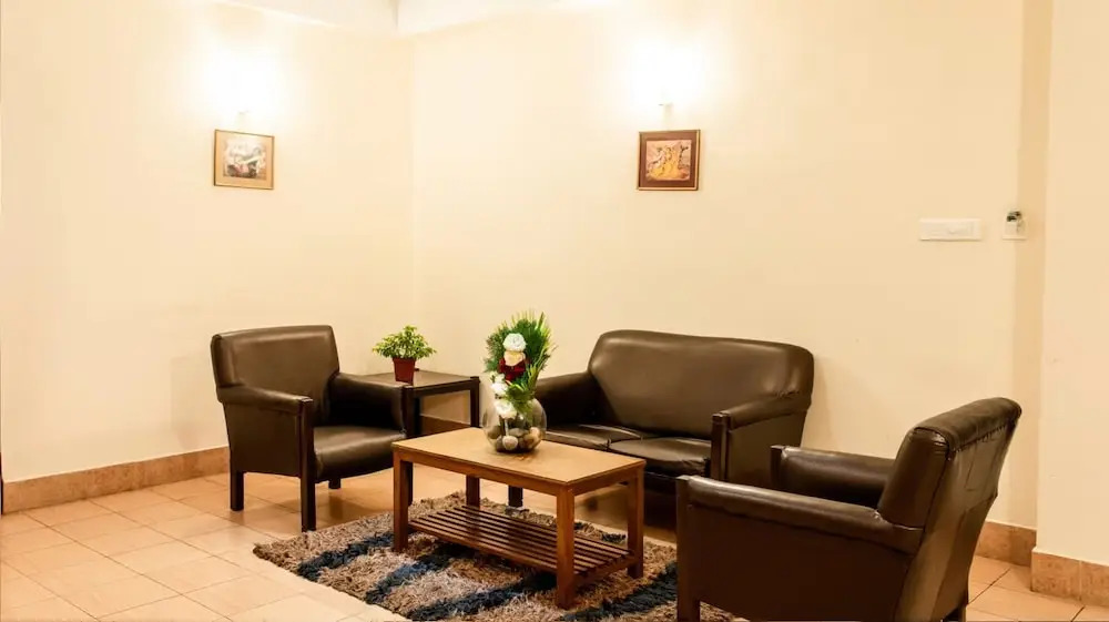 Polo Tura Hotel