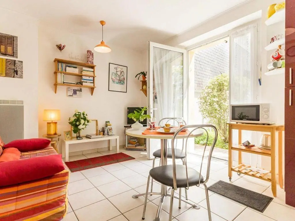 Gîte rénové calme avec jardin fleuri, à proximité du canal de Nantes à Brest et de la forêt du Gâvre - FR-1-306-1007