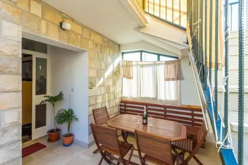 Villa Azra