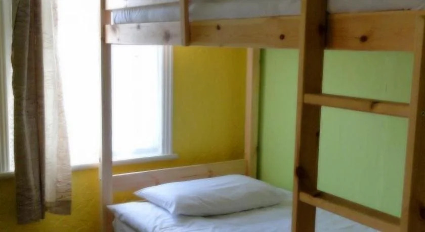 100 Pipers Hotel