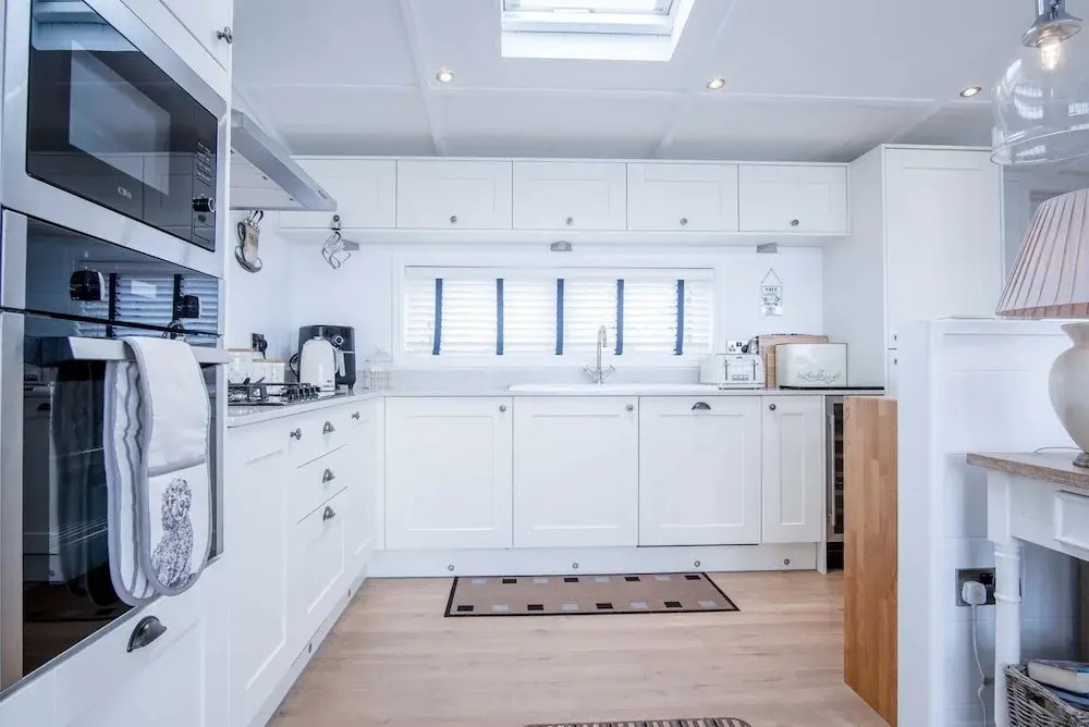 Shearwater 30 - 2 Bedroom Lodge - Summerhill