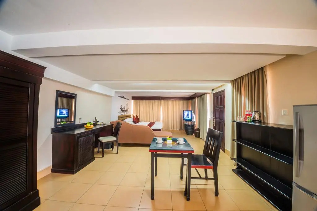 Feeling Home Hotel