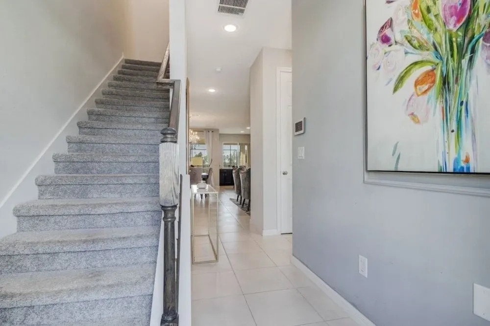 Solaras Finest!! 4 Bed 4 Bath Private Pool 1041 4 Bedroom Townhouse
