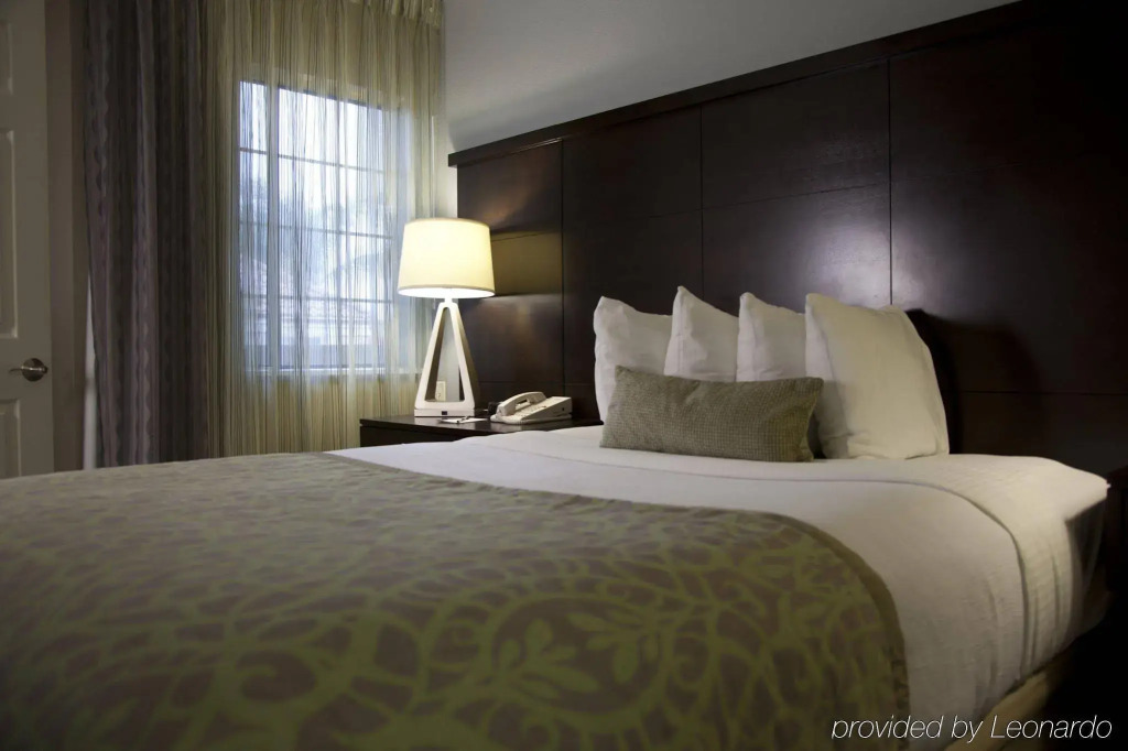 Sonesta ES Suites Chatsworth