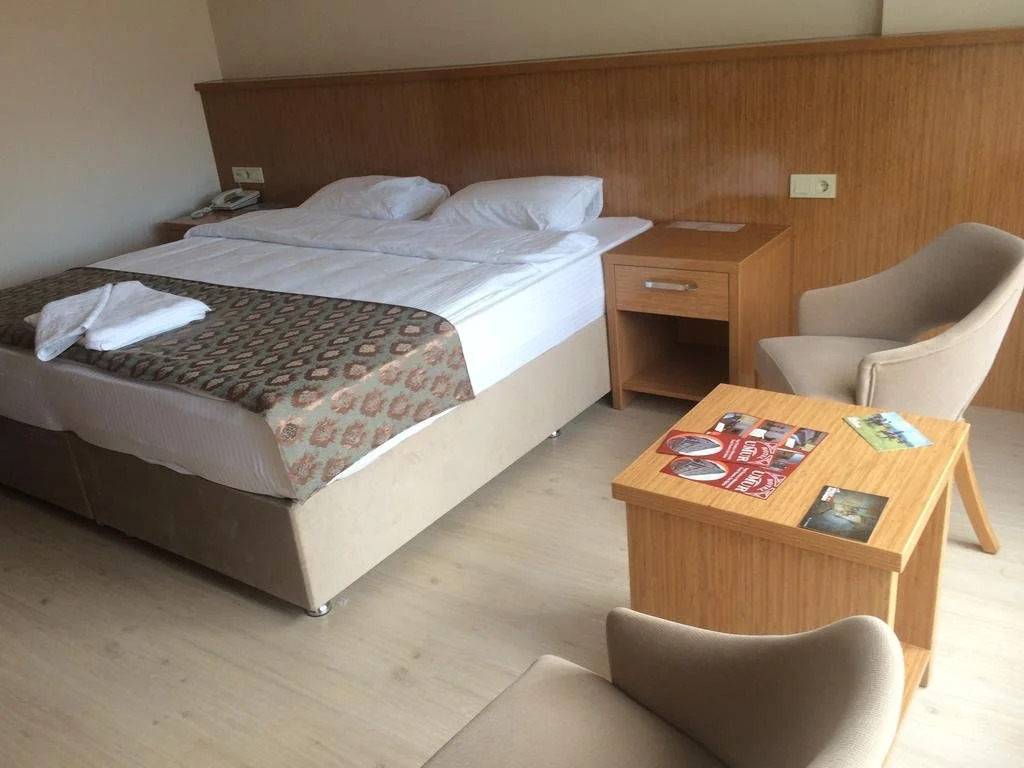 Umur Hotel